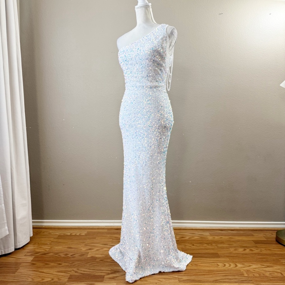 NWT Prom Formal One-Shoulder Sequin Evening Gown in Iridescent White